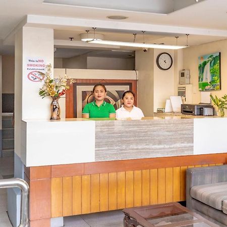 Zen Rooms Korner Hotel Qc Кесон-Сіті Екстер'єр фото